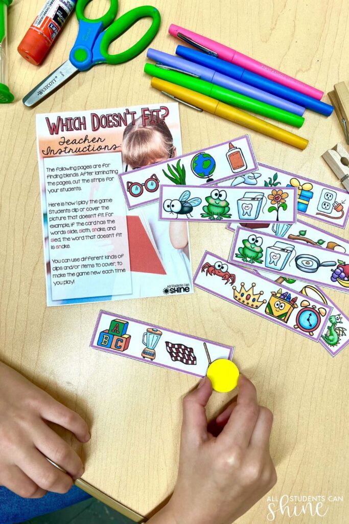     Phonics picture sorting game for identifying blends and finding which word does not belong during hands on reading activities.